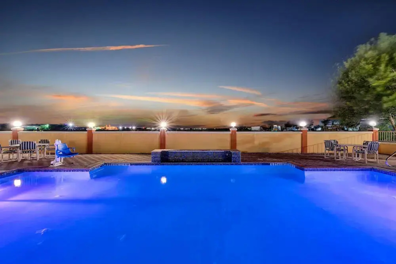 Best Western Plus Arena Inn & Suites