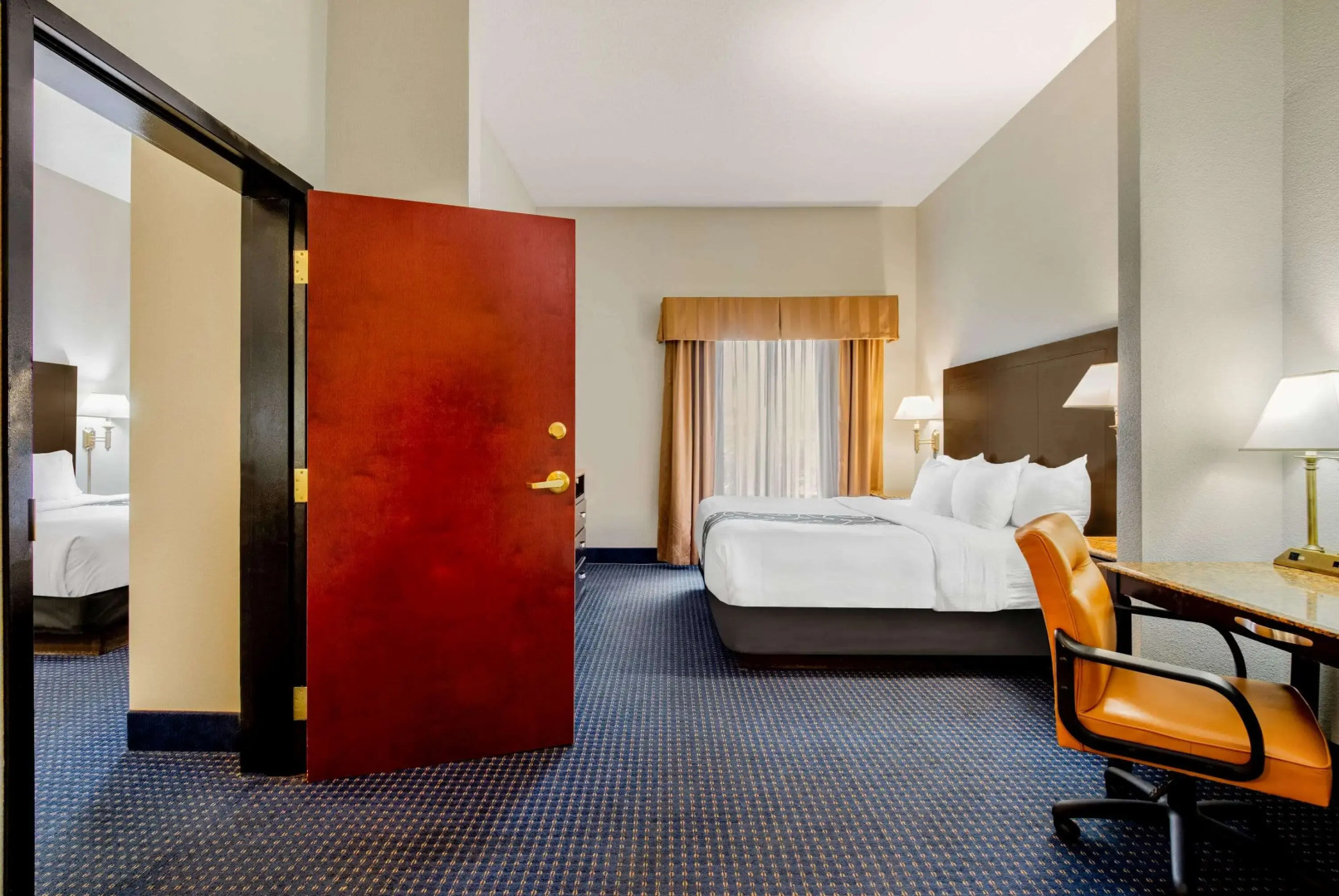 La Quinta Inn & Suites by Wyndham Mt. Laurel - Philadelphia
