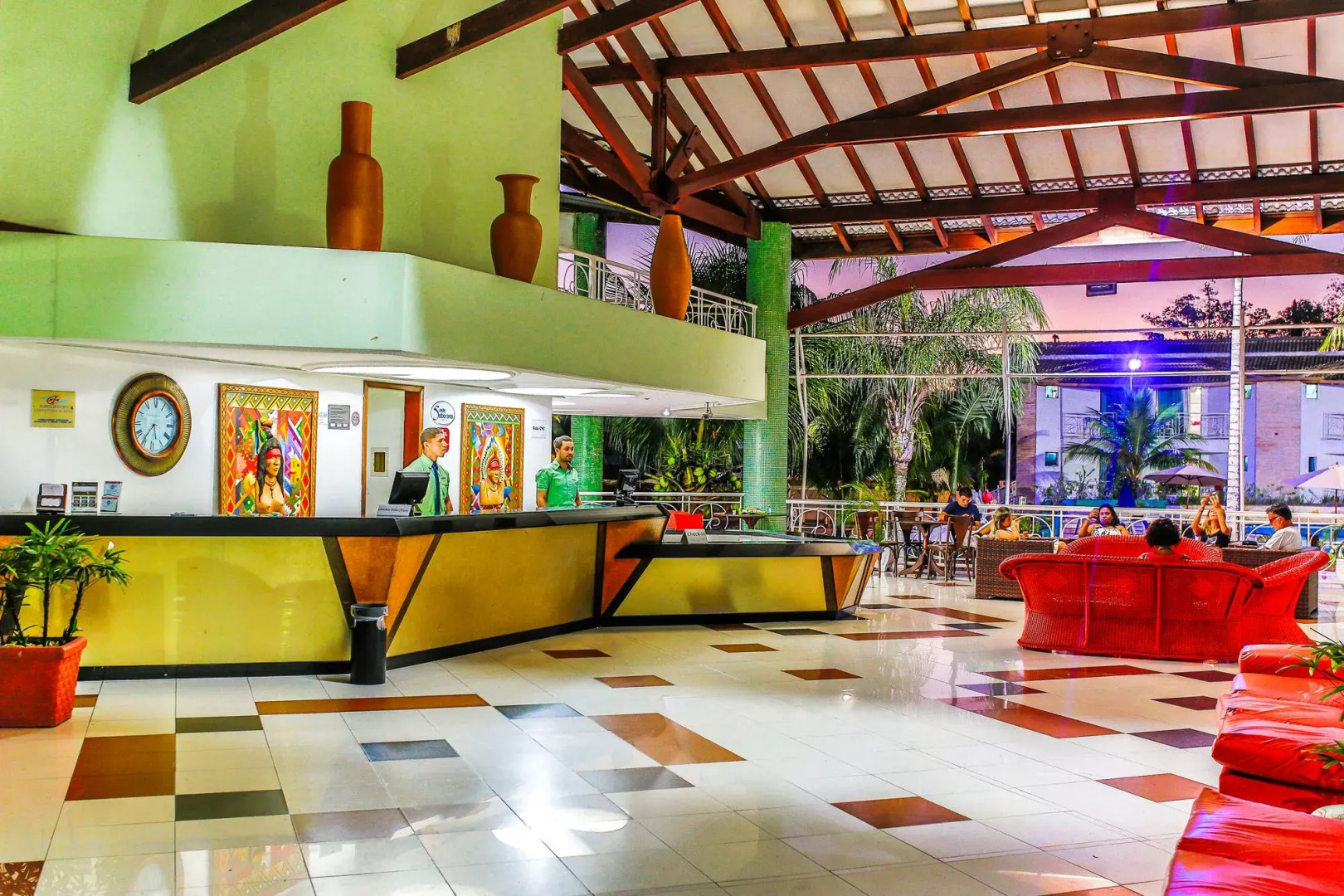 Portal Beach - Rede Soberano