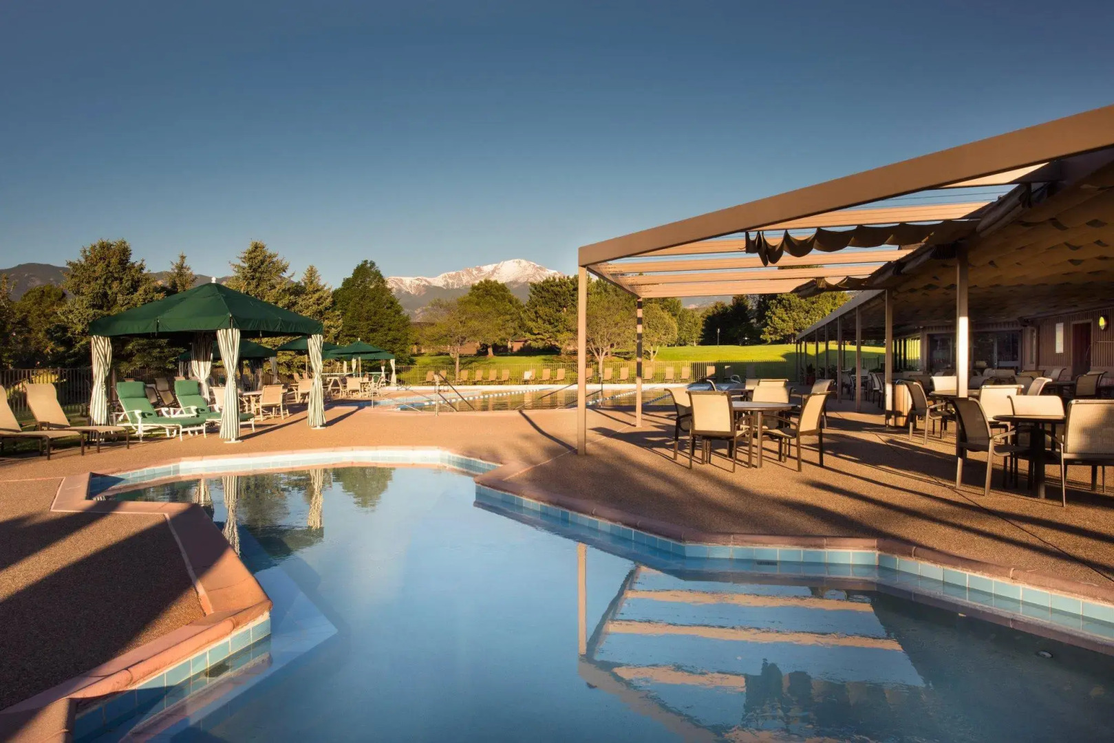 Lodge at Garden of the Gods Club