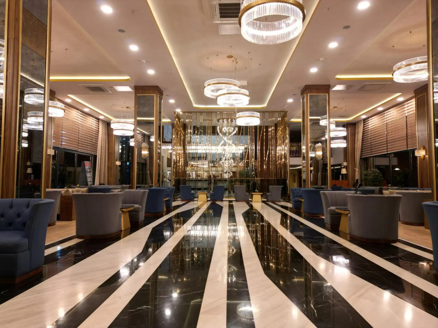 Курортный отель Aydinbey Queen's Palace & Spa - Ultra All Inclusive