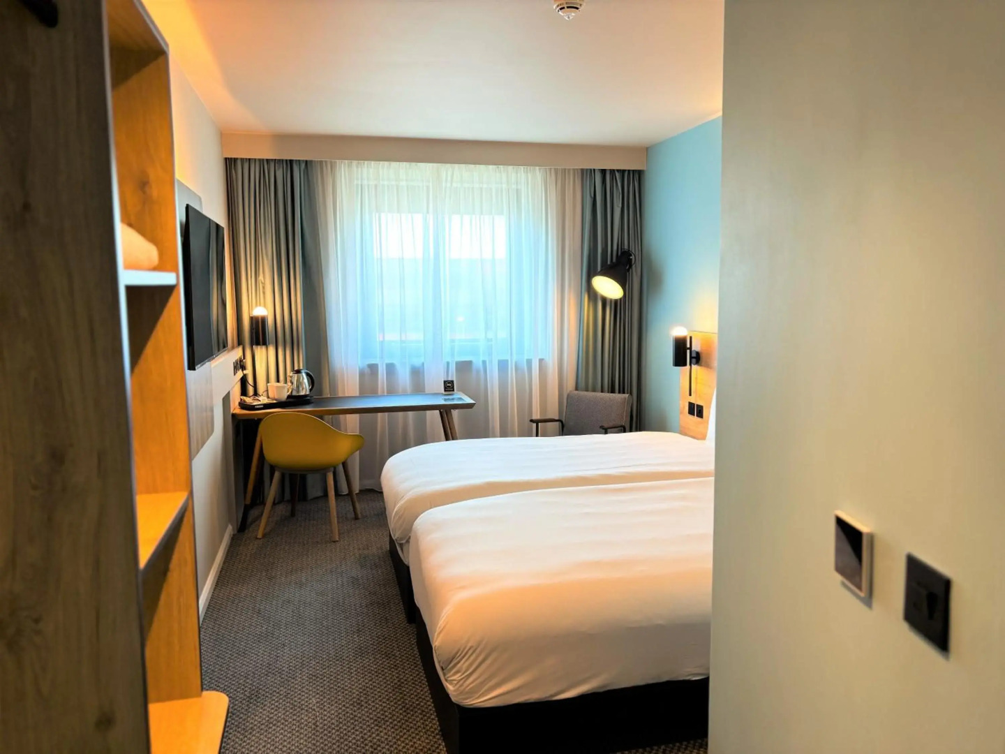 Отель B&B Hotel Warrington