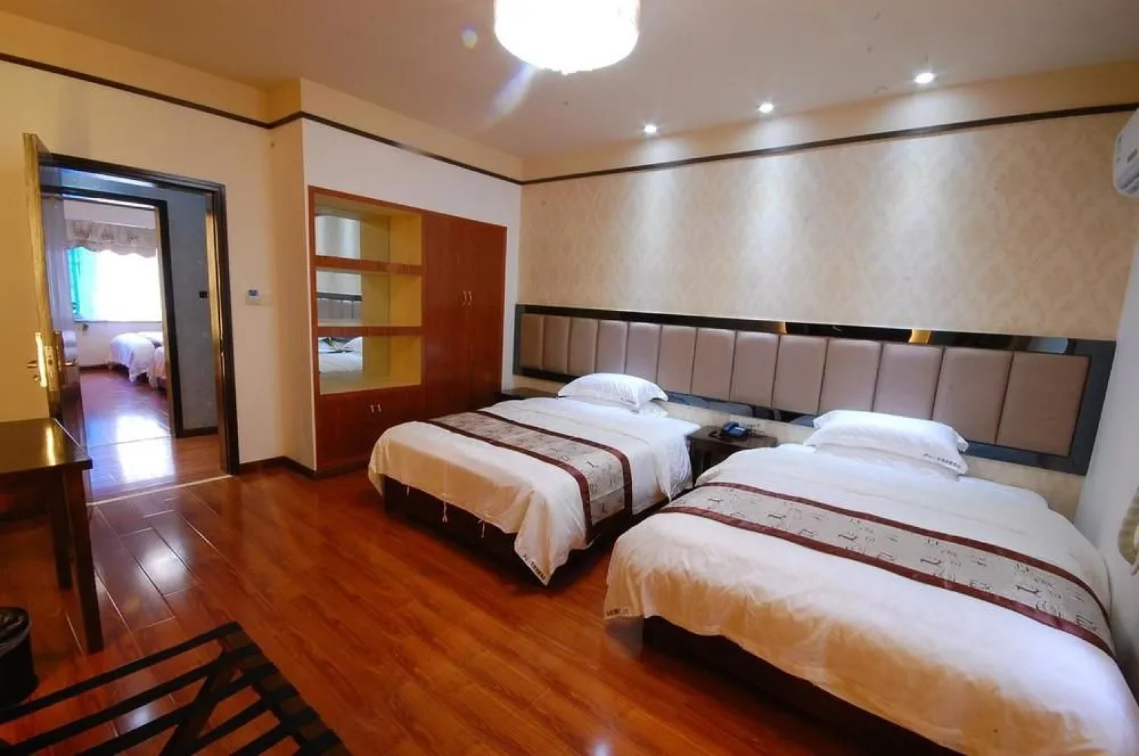 Lushan Garden Villa Hotel
