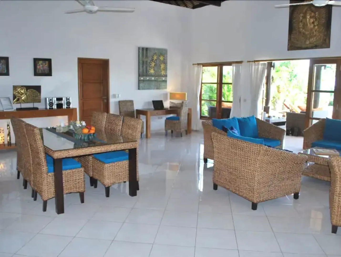 Villa Cerah Beachfront Holiday House