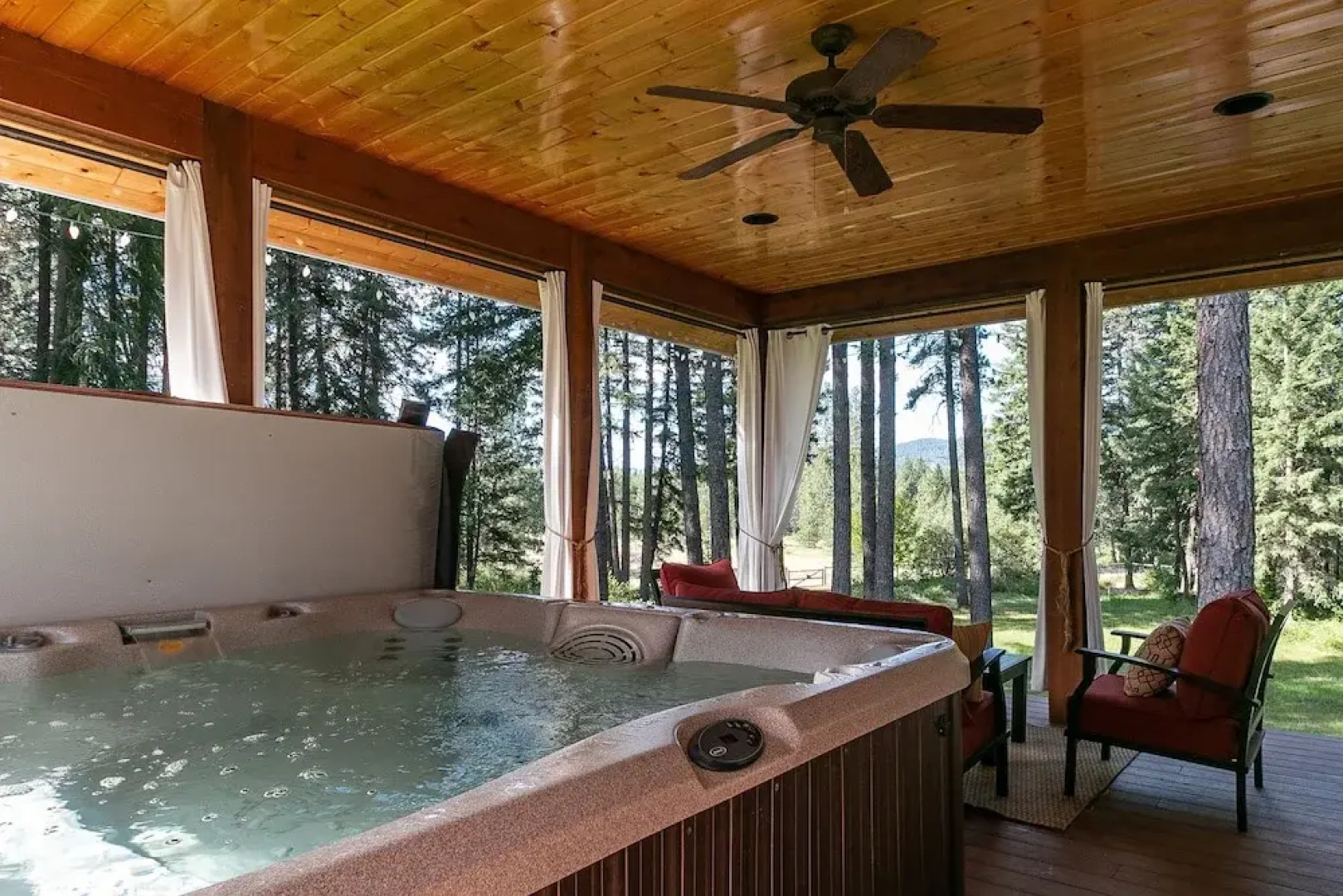 Meadow Wood Lodge in Shugart Flats