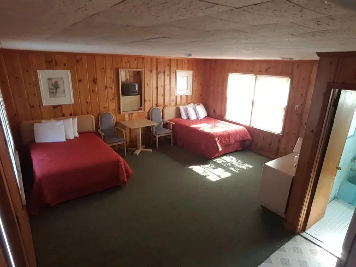 Fenwick Shores, Tapestry Collection by Hilton