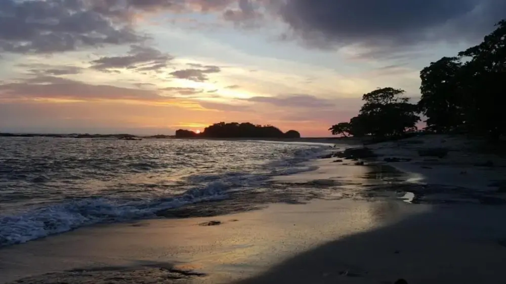 Cocobolo Beach Boutique Hotel