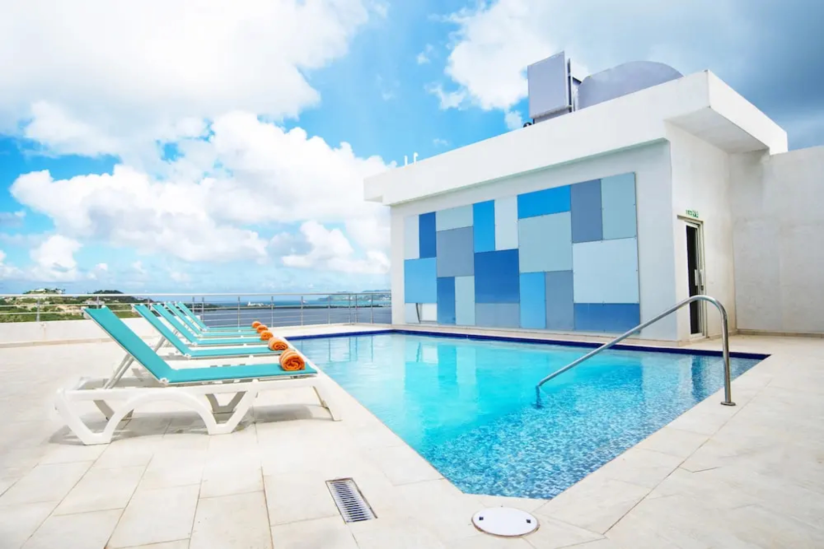 Blue Mall Residence Condos