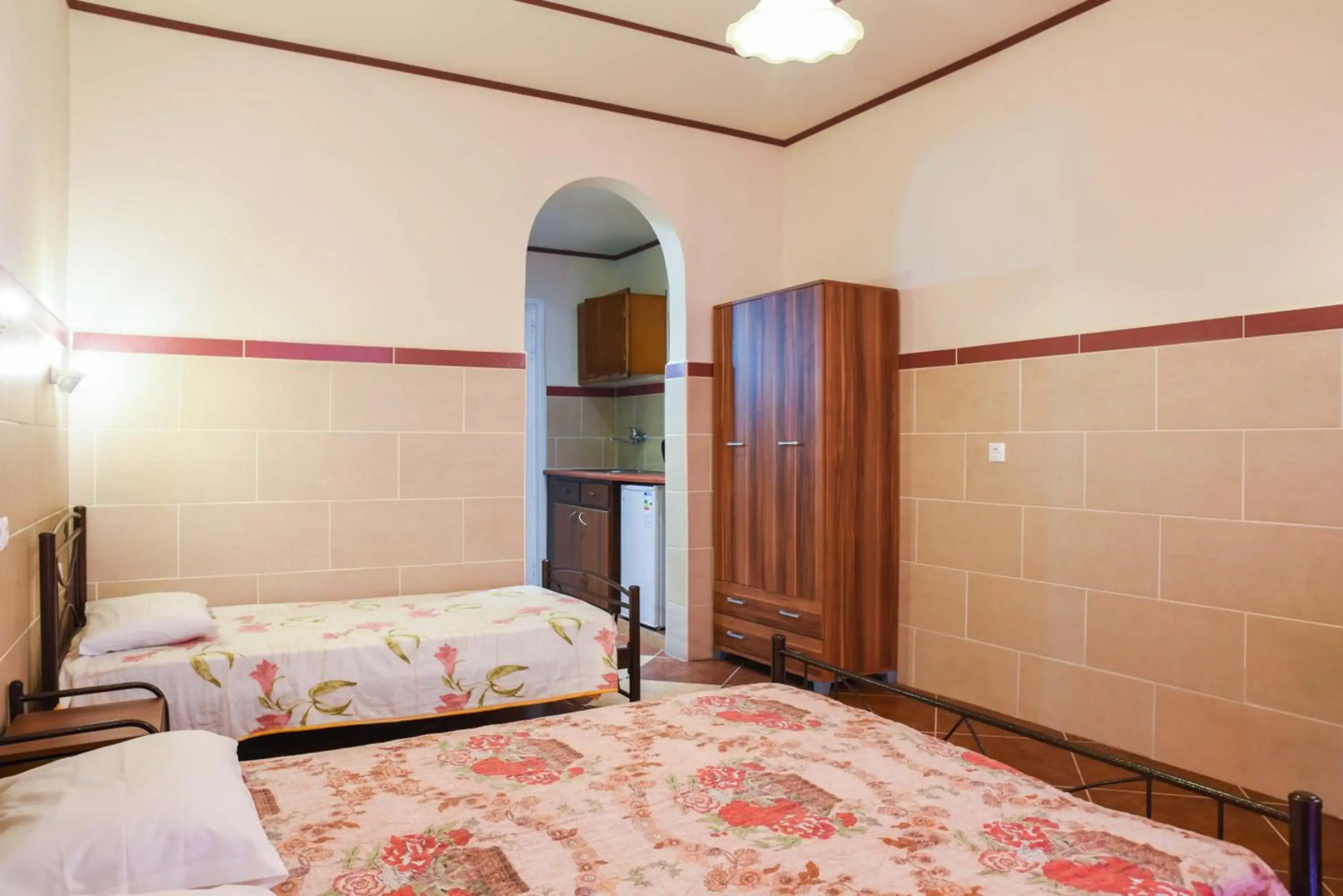 Chrysoula Hotel & Apartments