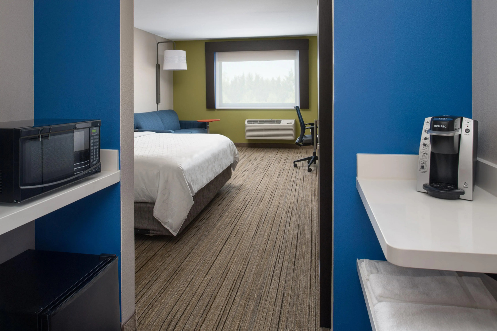 Holiday Inn Express & Suites Camas - Vancouver by IHG
