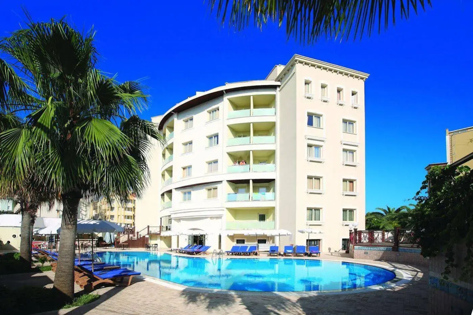 Motto Premium Hotel & Spa