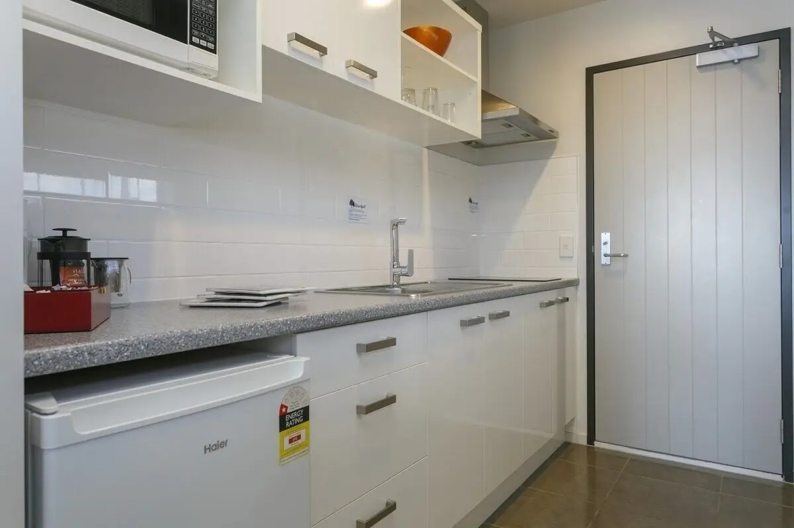 Acacia Lake View Motel