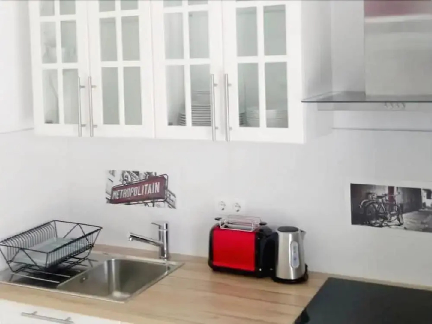 Apartments and Rooms Mladenka