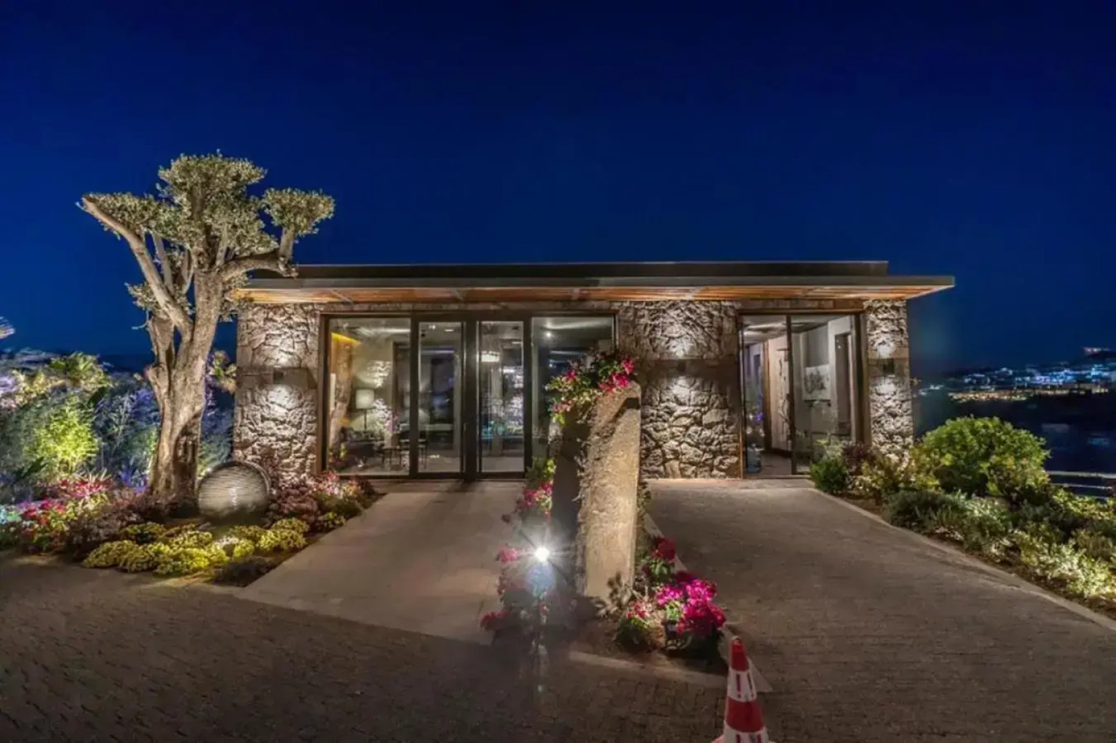 Root Redrock Yalıkavak - Bodrum