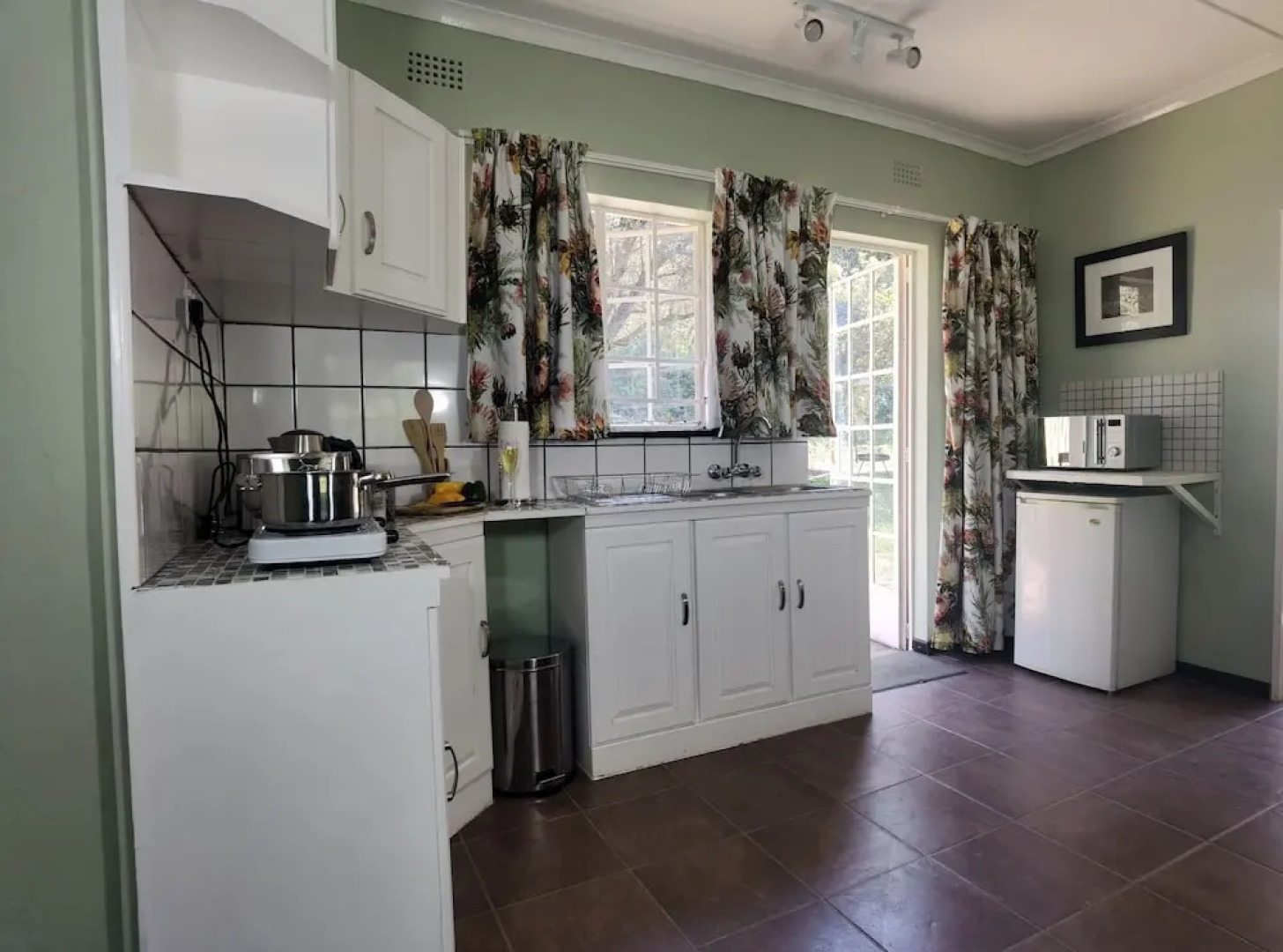 Random Harvest Country Cottages