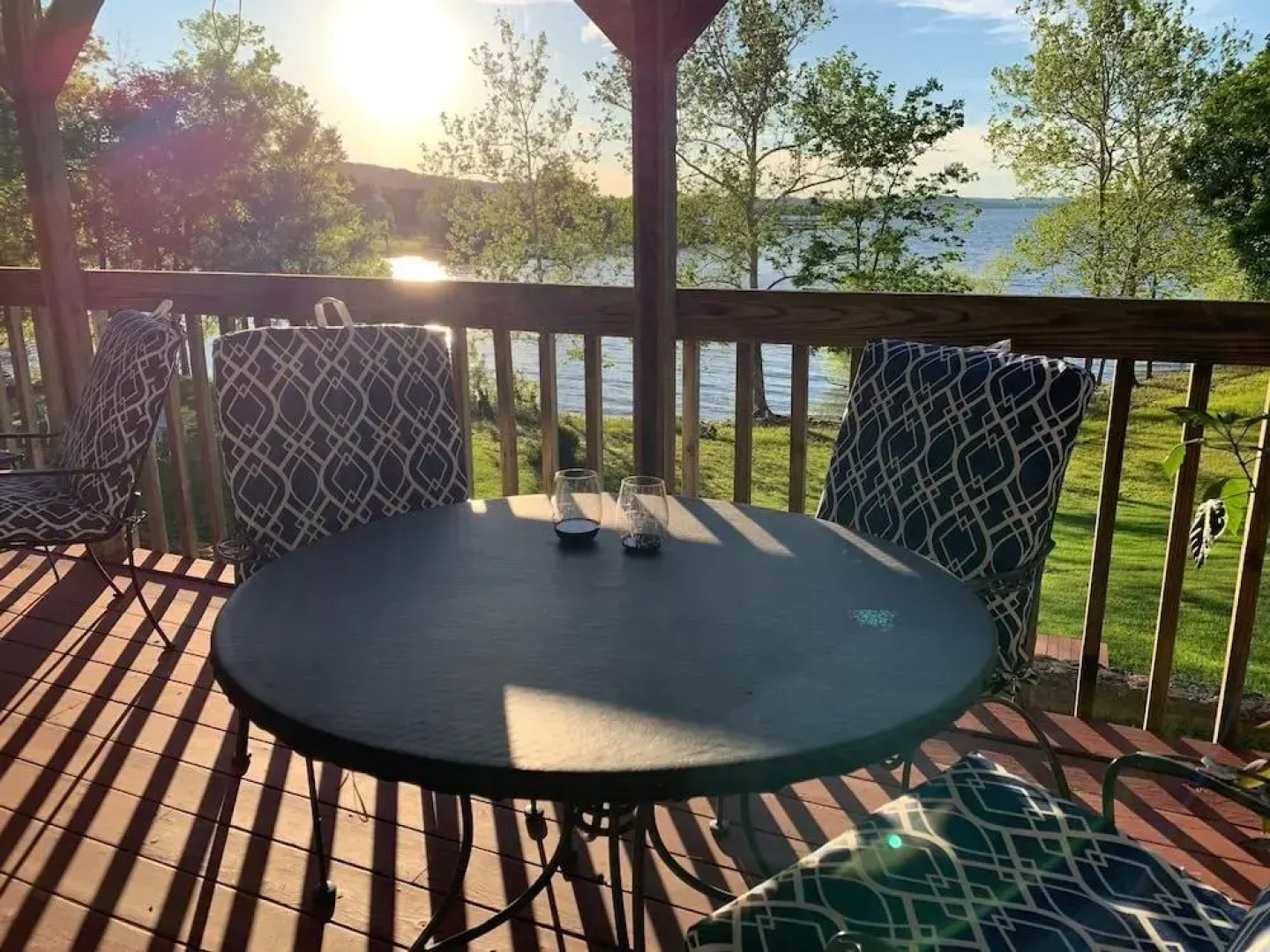 Red Bud Cove Bed & Breakfast Suites