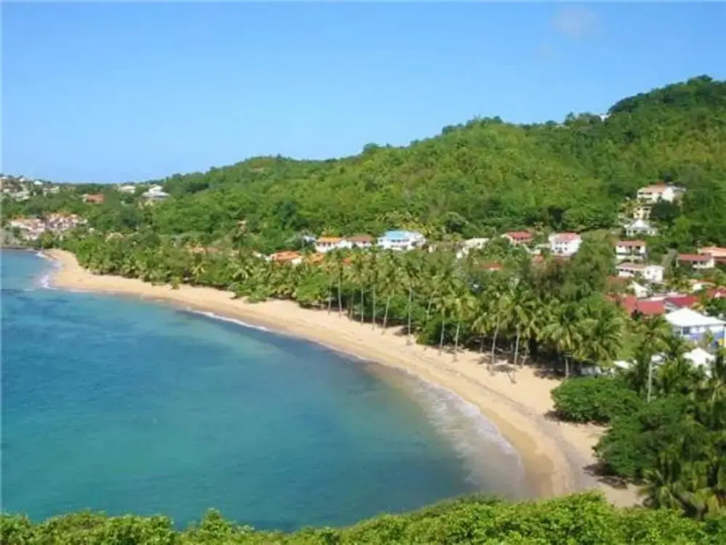 House With one Bedroom in La Trinité, With Furnished Terrace and Wifi