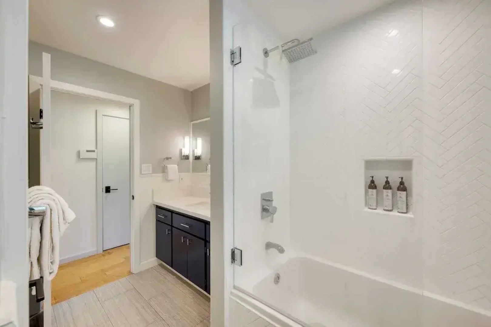 Kenwood Vista by Avantstay 7acres w/ Pool, Fire Pit, Vineyard Views