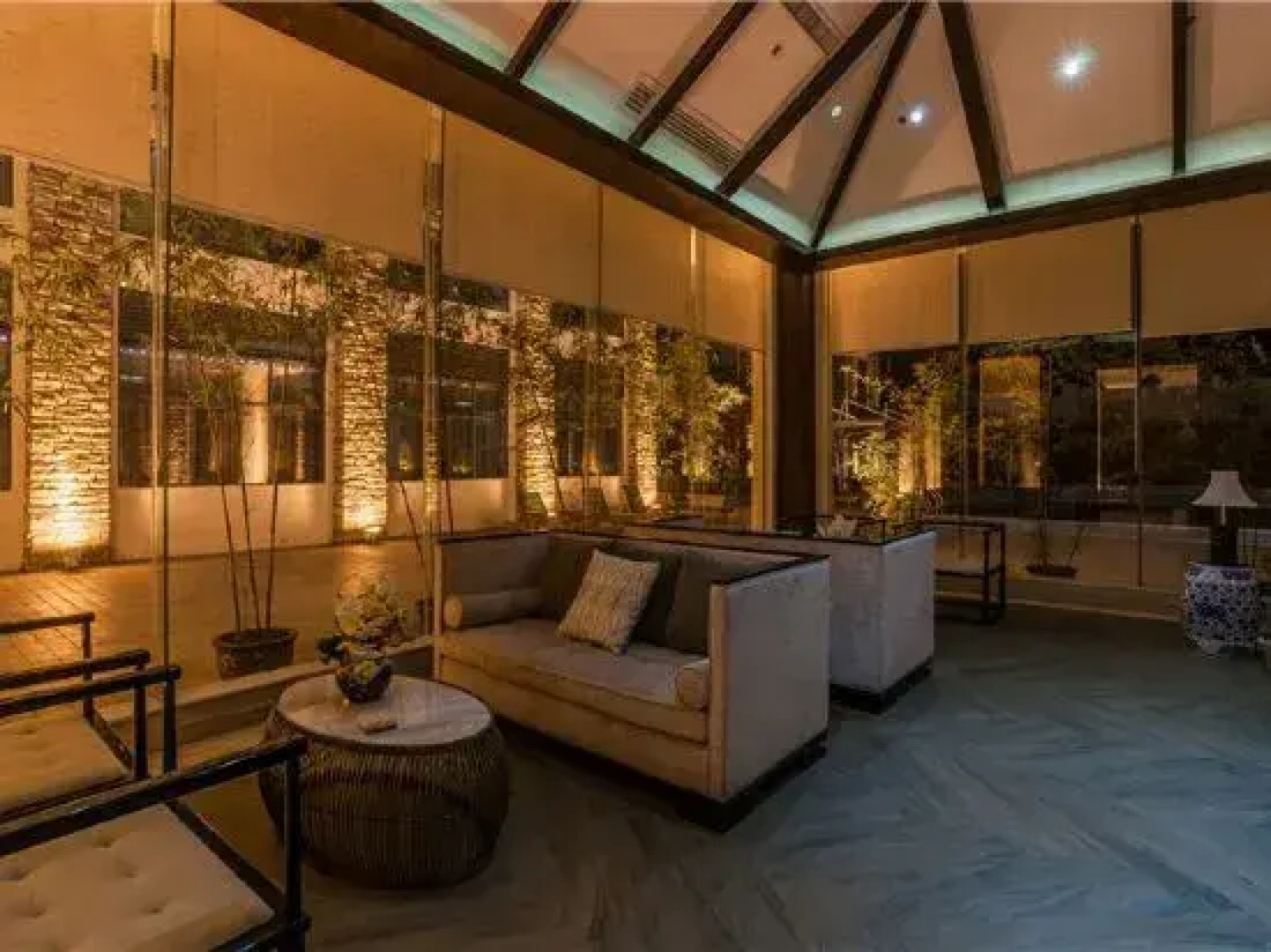 Suman Century Hotel