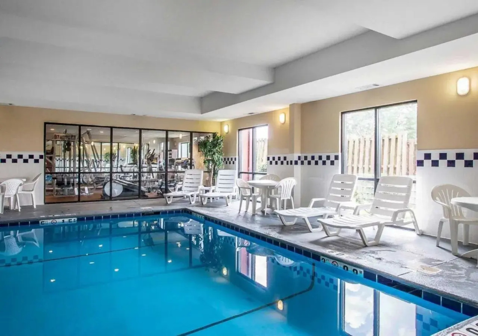 Comfort Suites Tuscaloosa near University