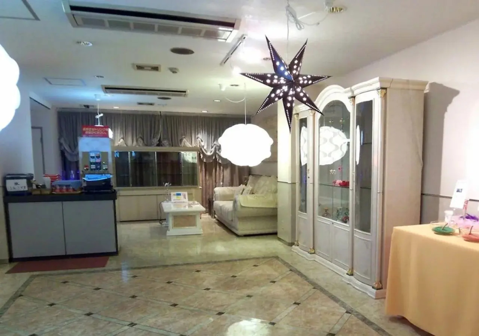 HOTEL DRESSY -Adults Only