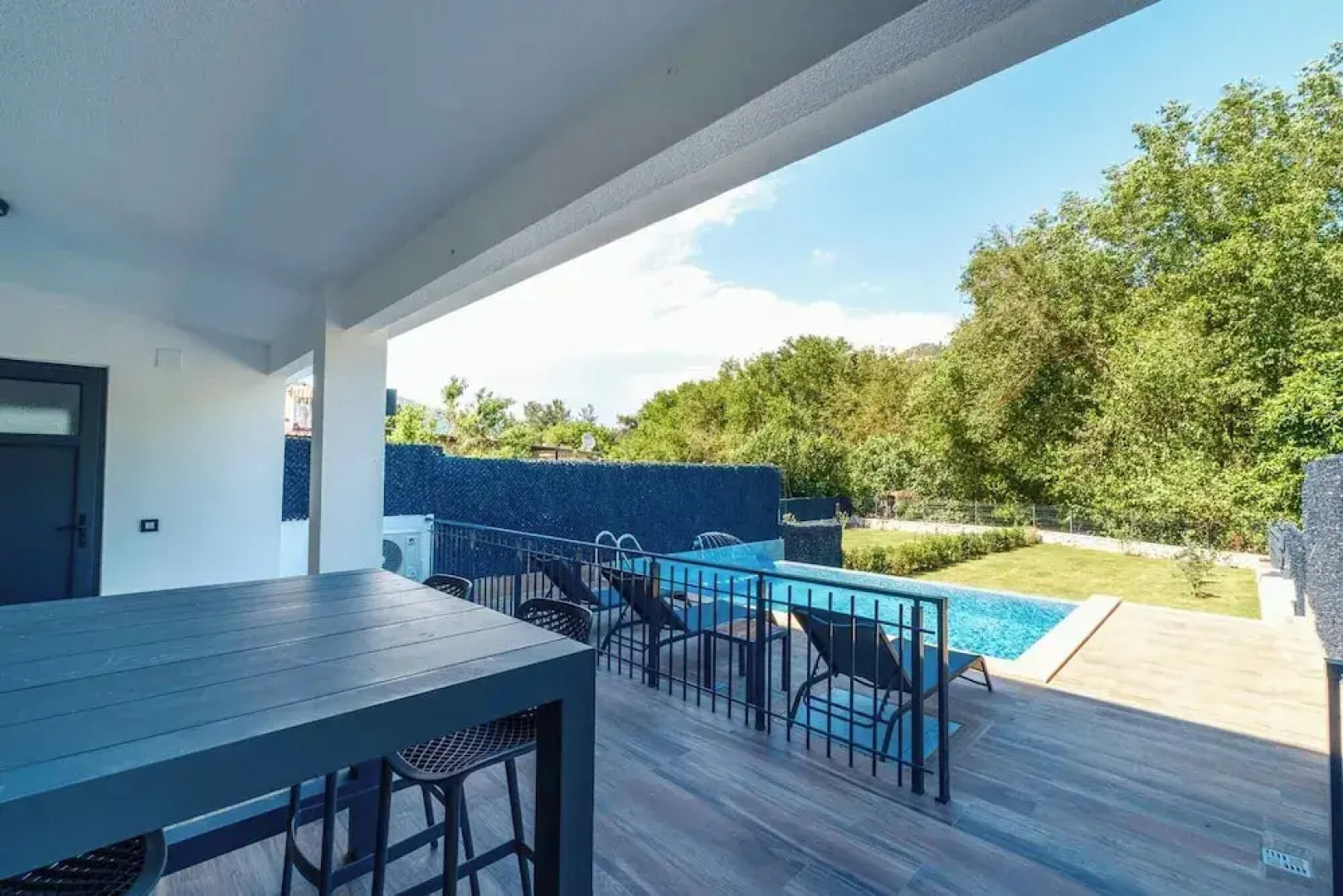 modus semi detached houses