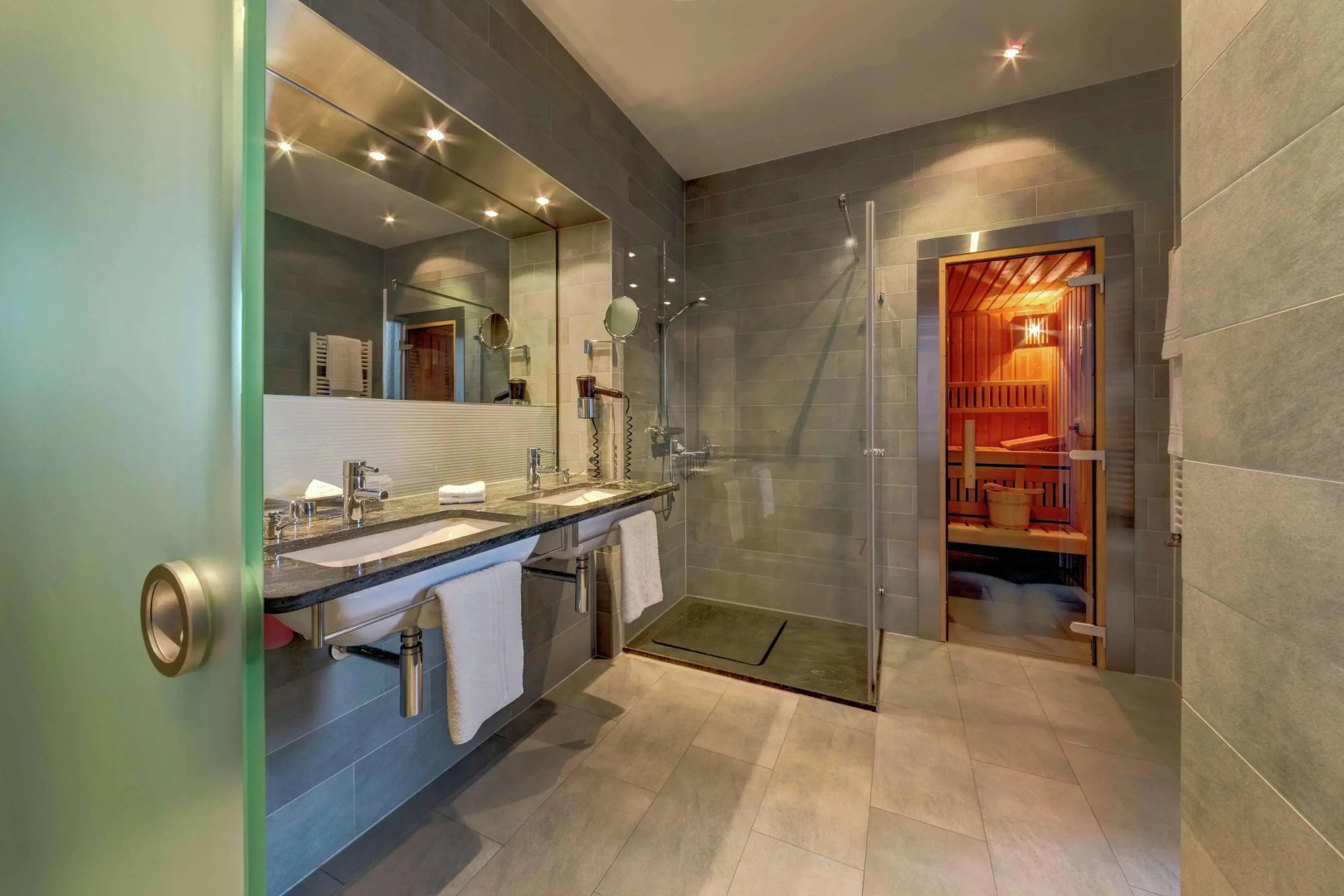 Hilton Garden Inn Stuttgart Neckar Park