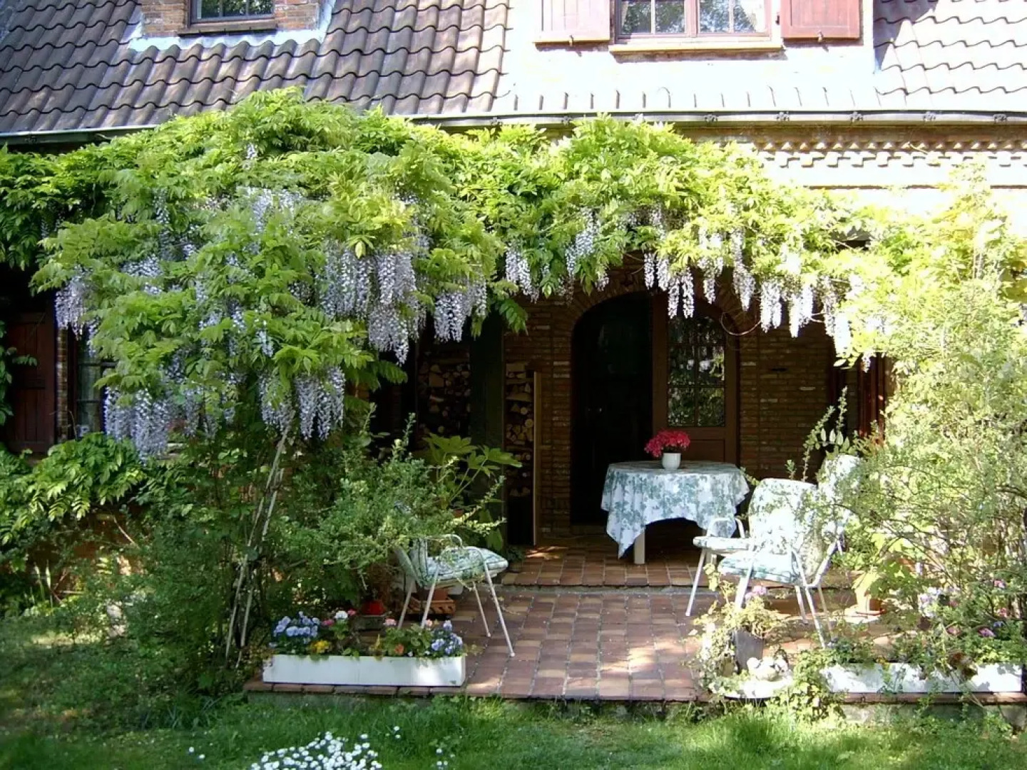 B&b cosy staying accomodations for families and couples