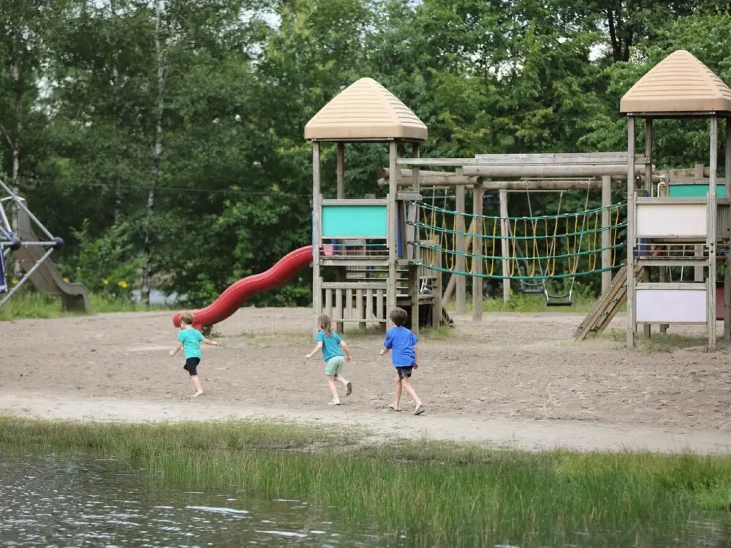 Appealing Chalet With Terrace in the Surroundings of Turnhout