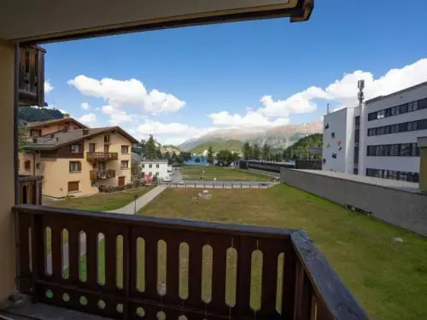 Apartment Chesa Ludains 8