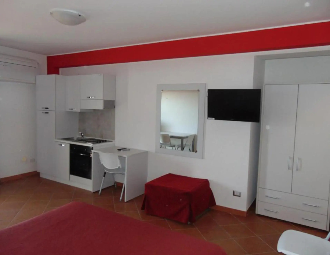 Tus'Hotel Apartments