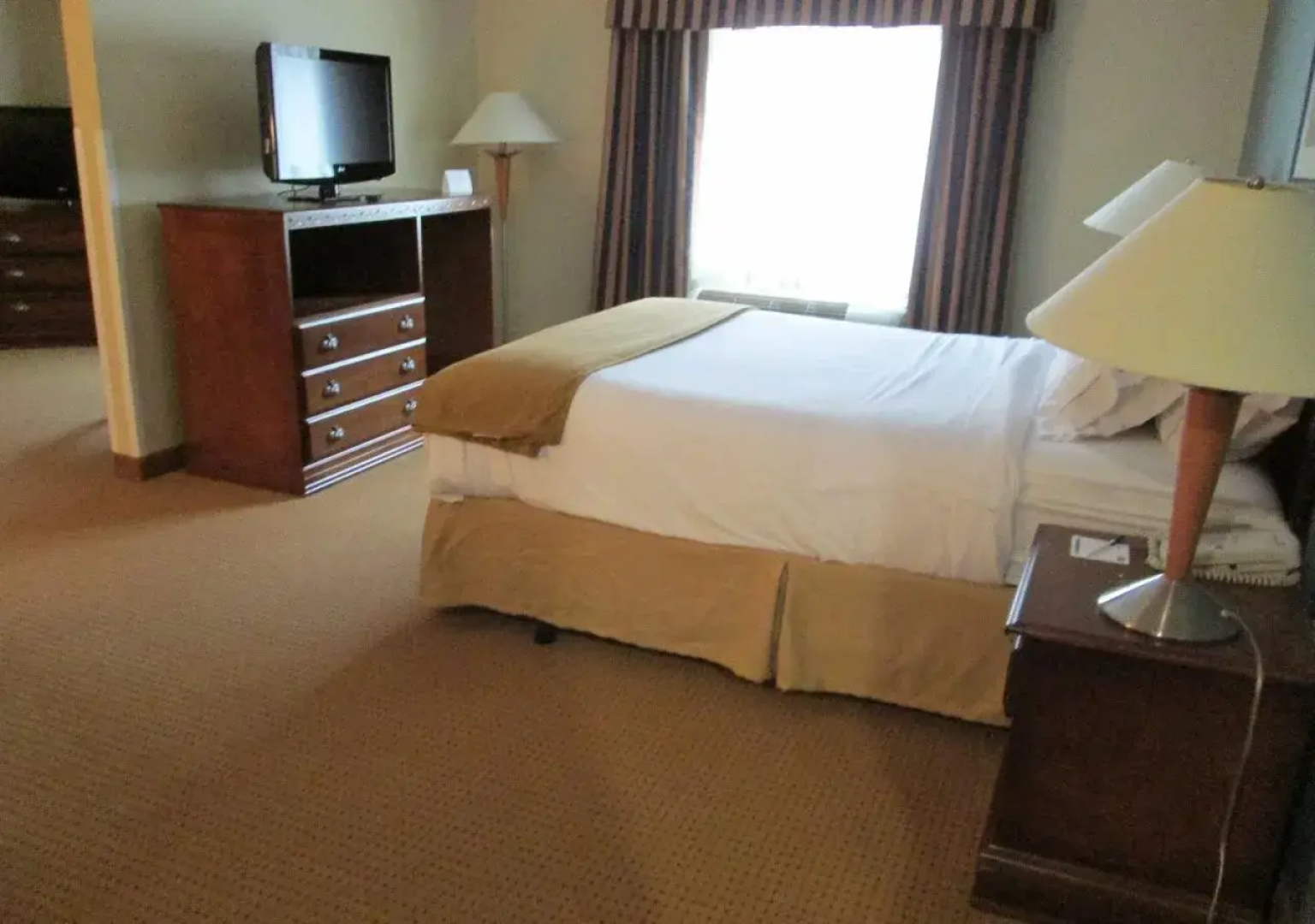 Holiday Inn Express Newell-Chester WV