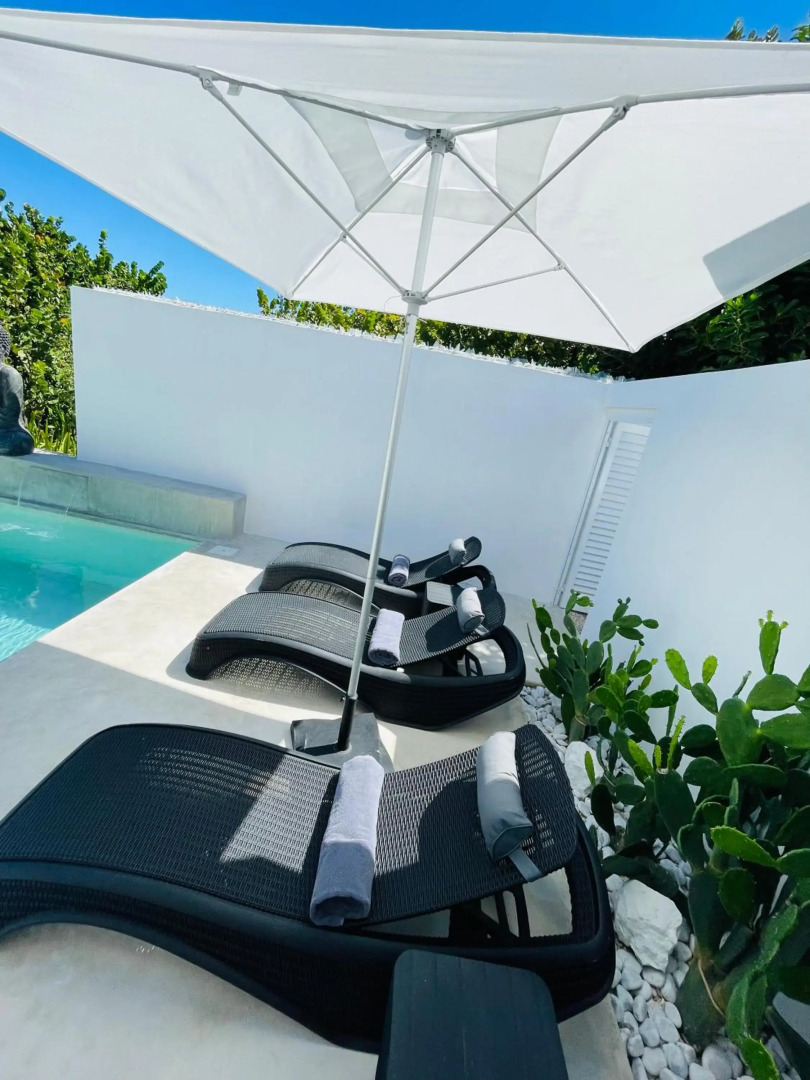 Casa en primera linea de playa con alberca