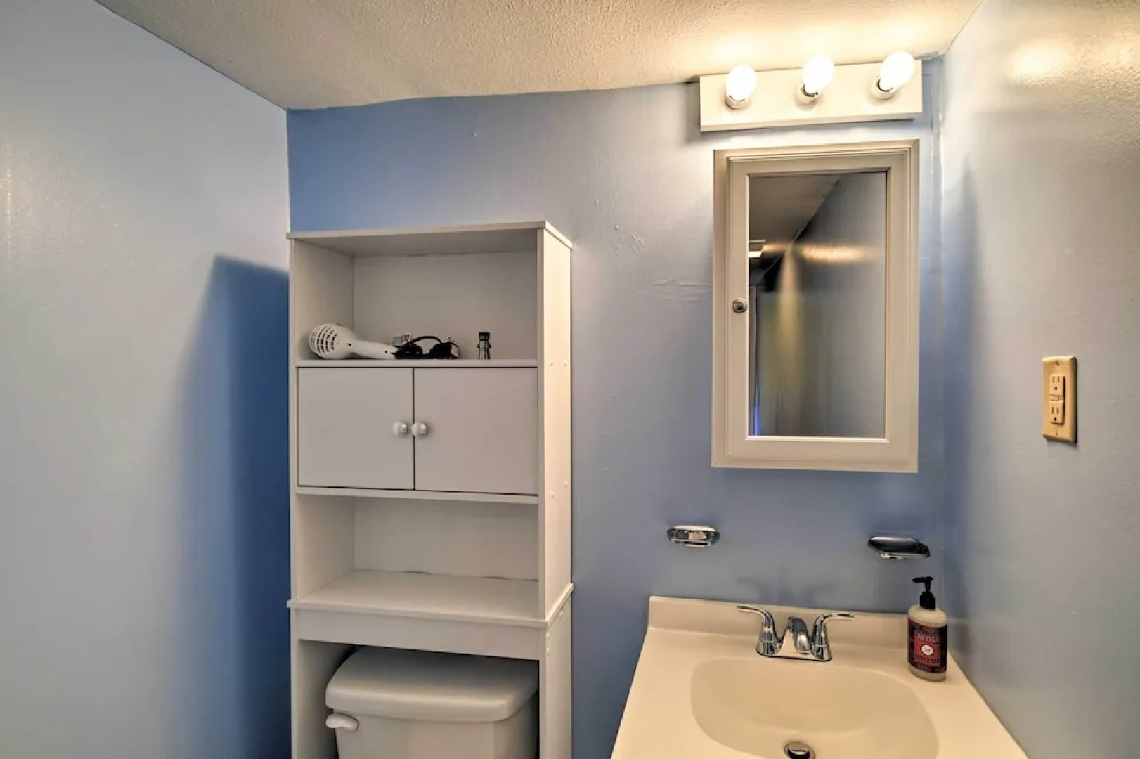 Cozy Damascus Home < 1 Mi to Appalachian Trl