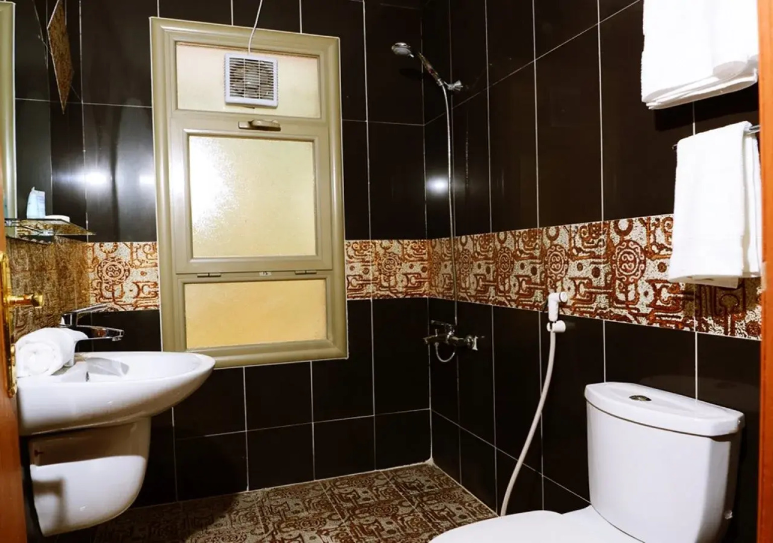 Relax Inn Hotel Apartment II