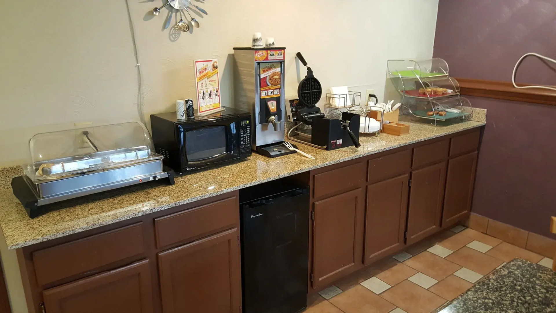 Red Roof Inn Cameron