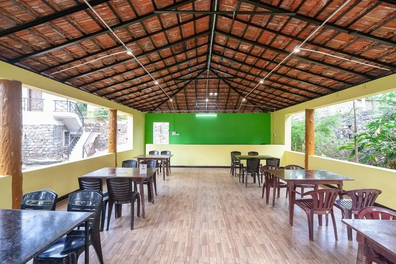 OYO 39471 Jma Garden Resorts