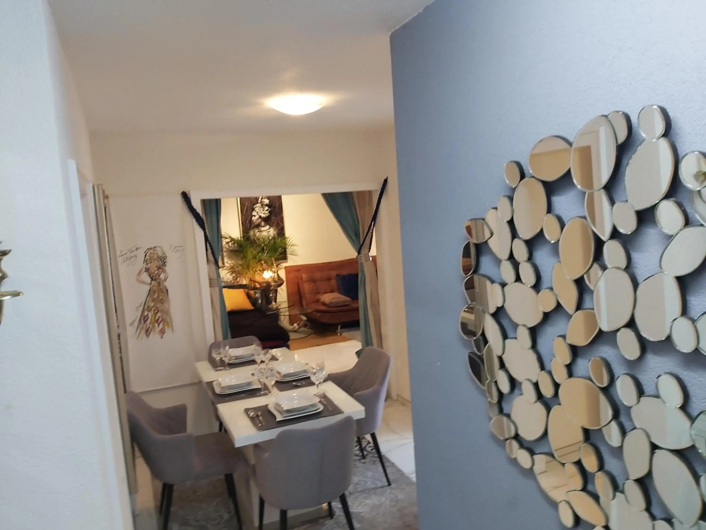 Royal Apartment EIBL 02