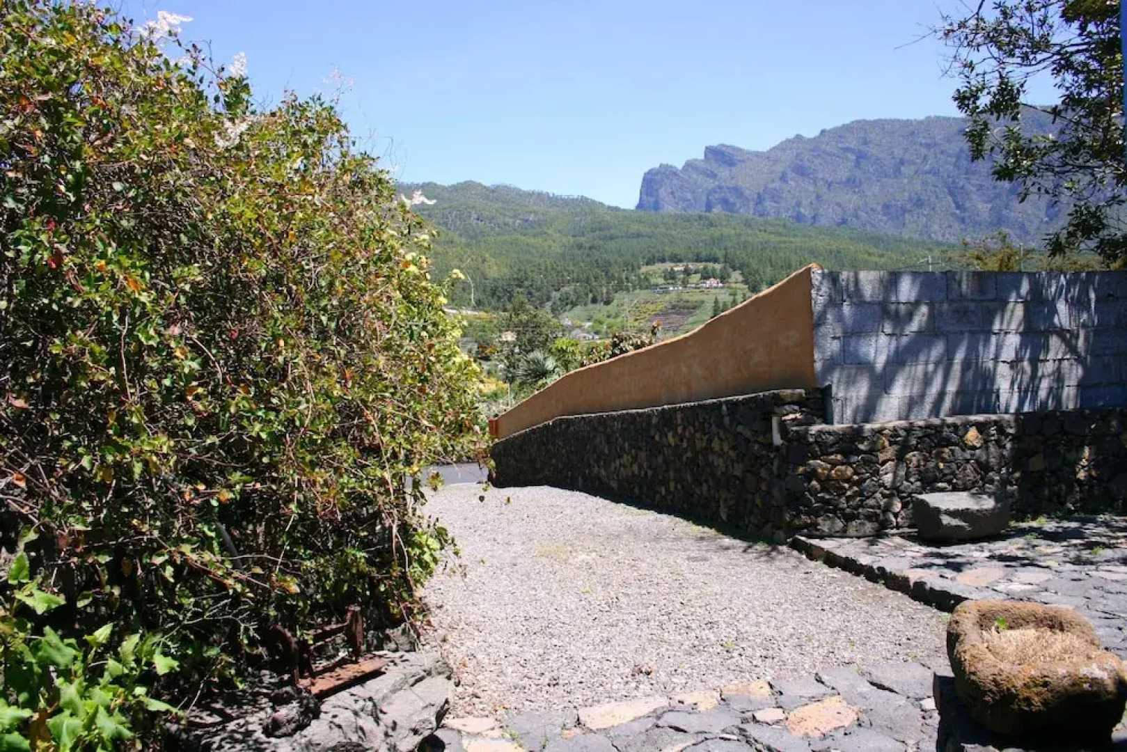 Casa Rural La Higuerita by Isla Bonita