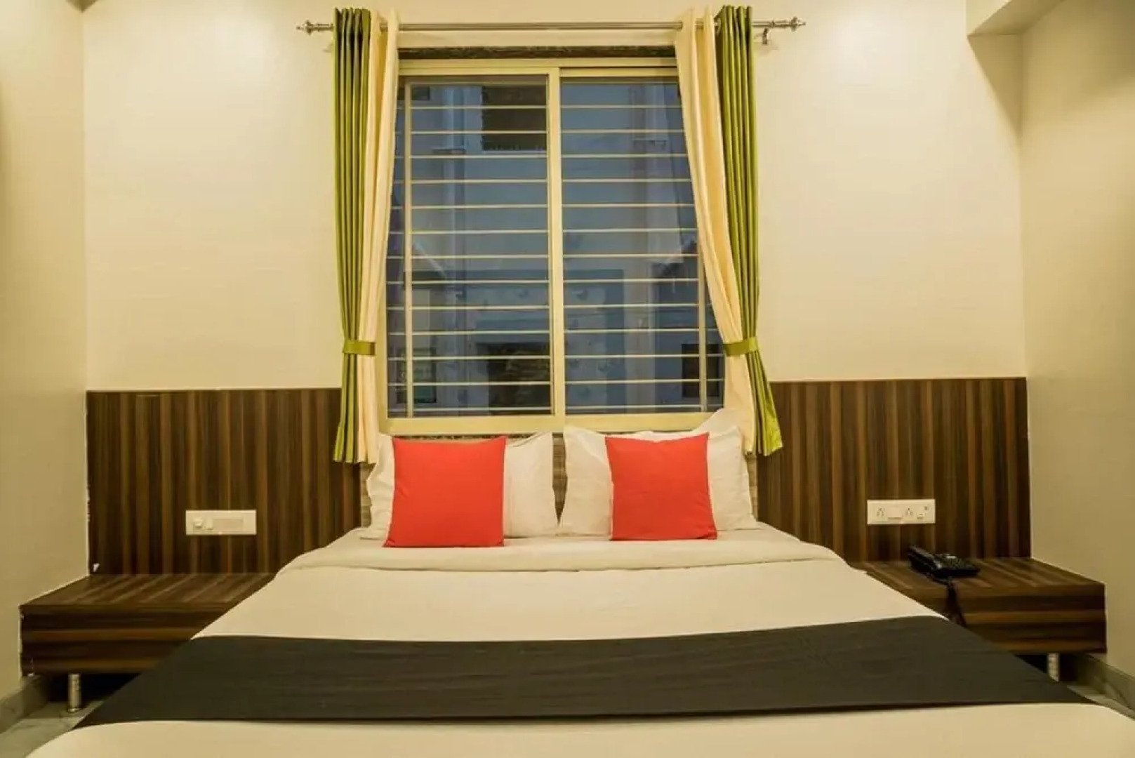 Hotel Sai Dwarka Palace