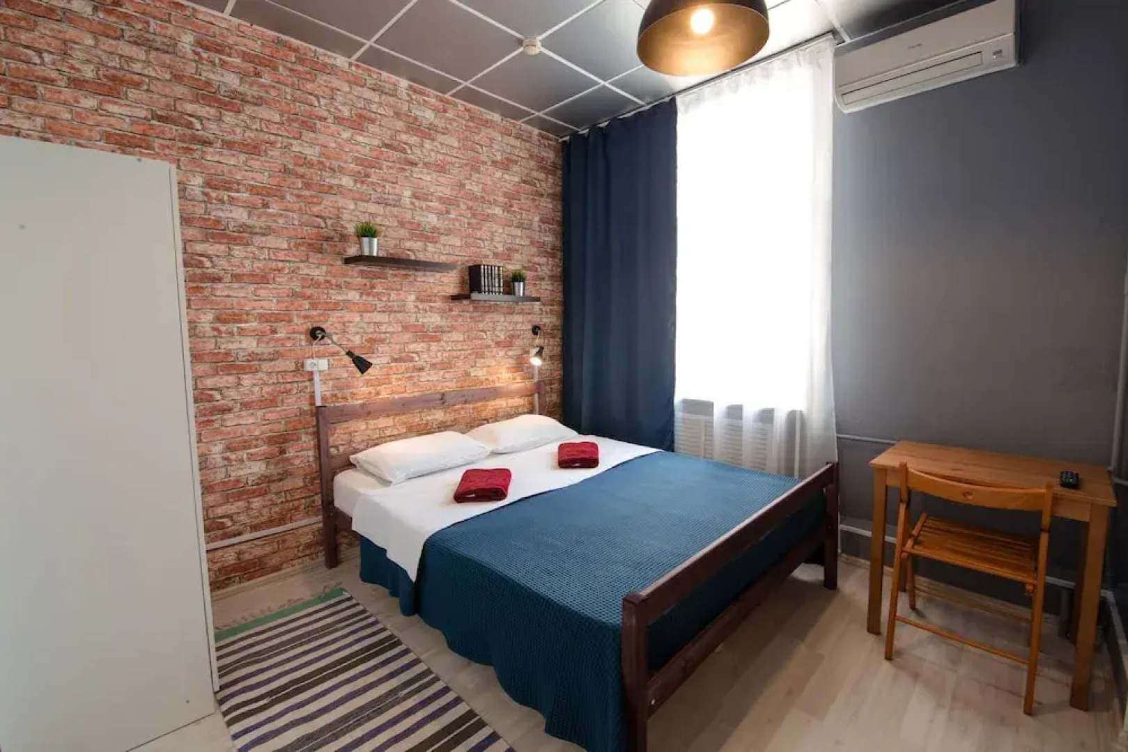 Артист на Казанском