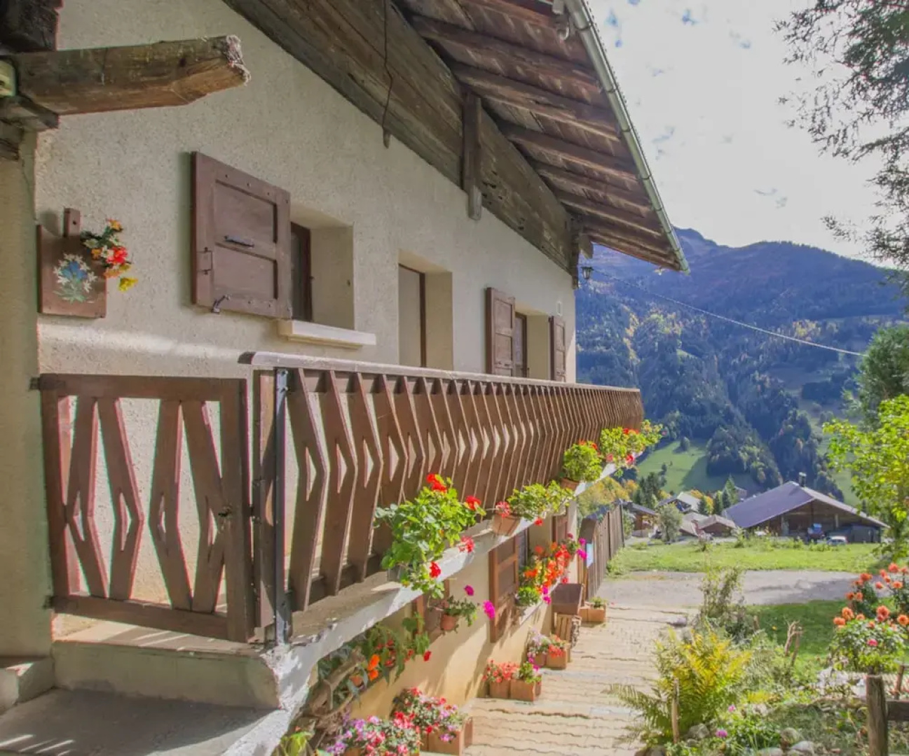 Apartment With 3 Bedrooms in Hauteluce, With Wonderful Mountain View,
