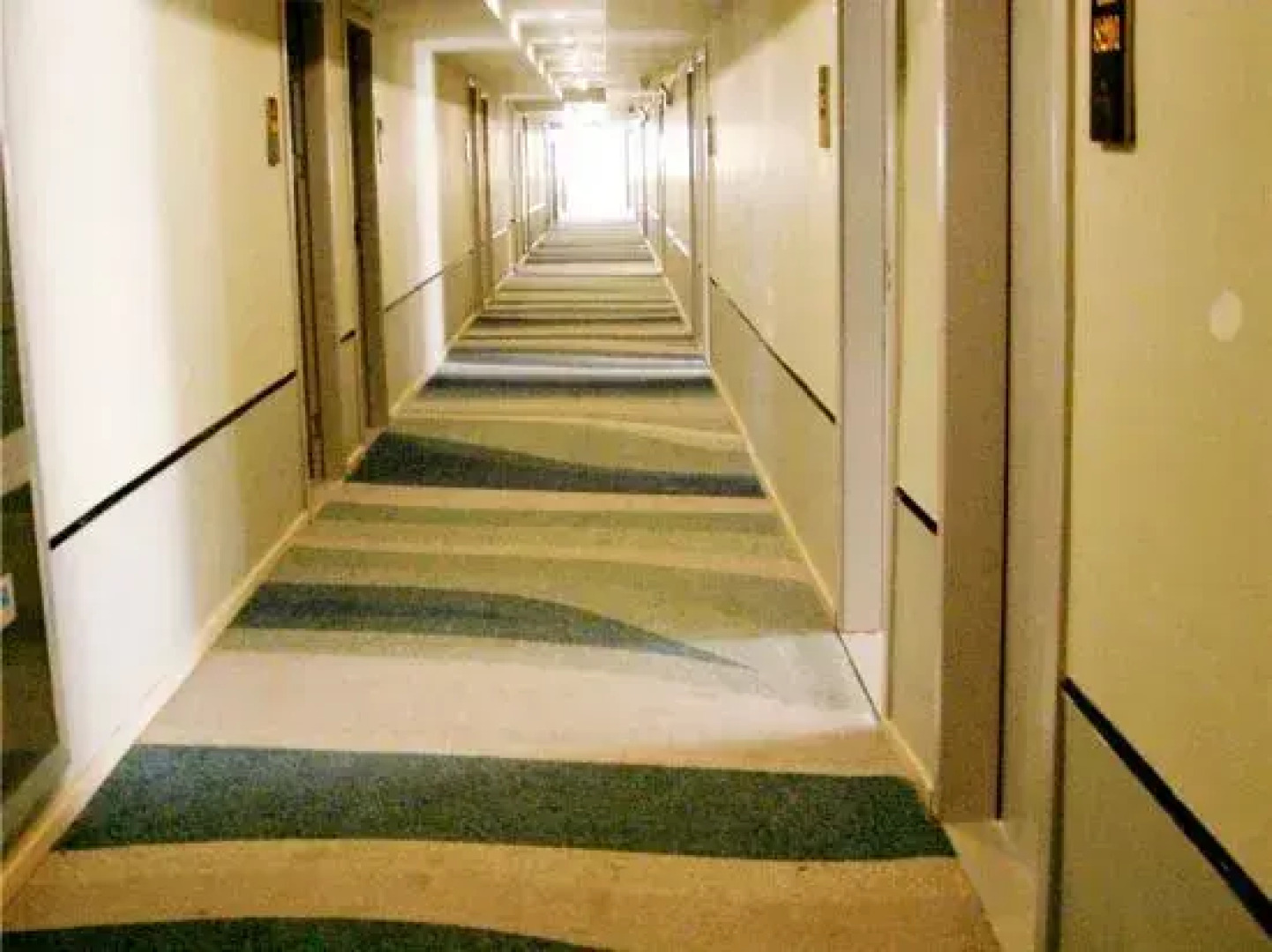 Home lnn(Shoucai Road, South Gate, Shouxian County)