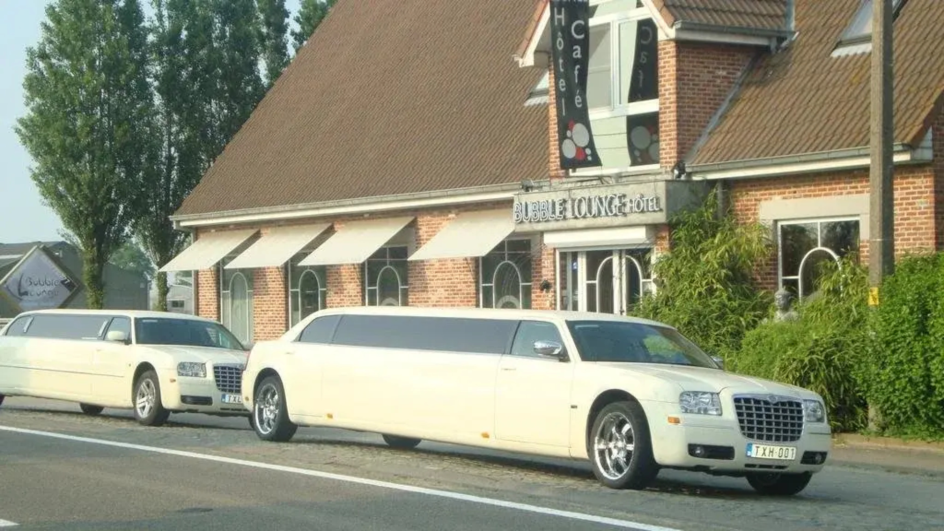 Bubble Lounge Hotel