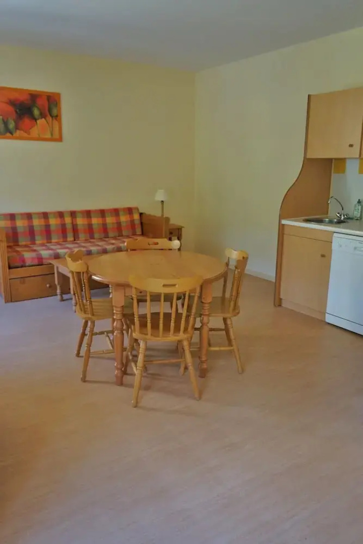 Logement n106 4pers face aux Thermes