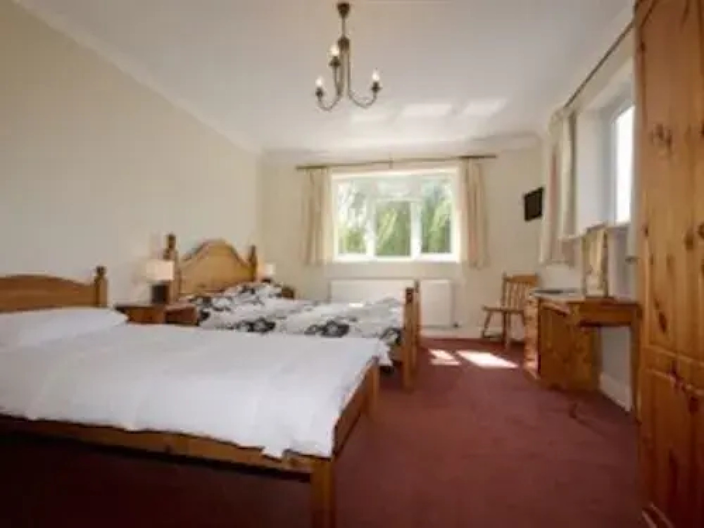 Cider Cottages & Forest Cottage B&B