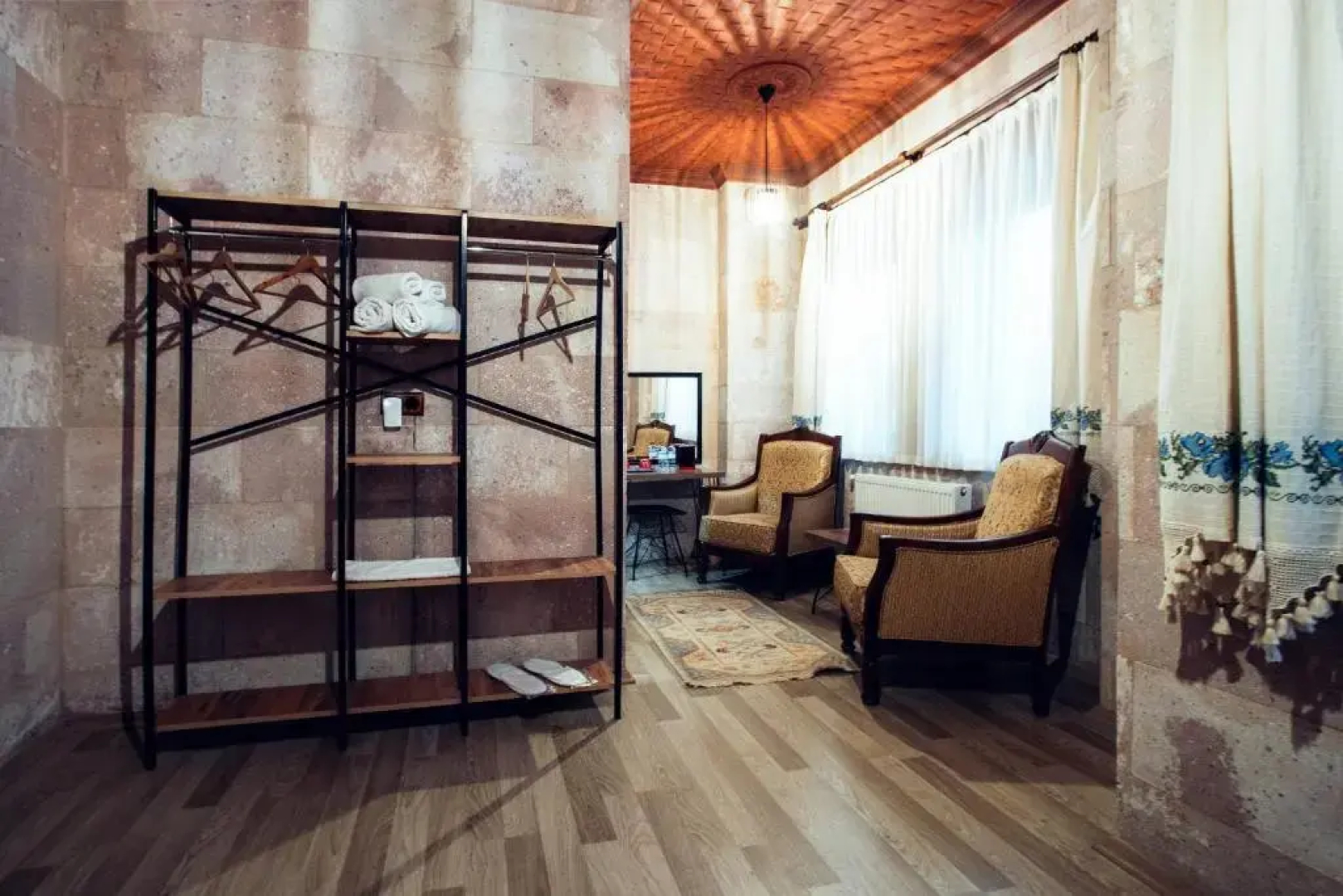 Azalea Terrace Cave Hotel