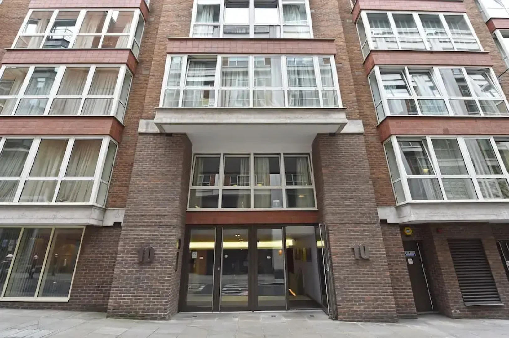 Still Life St. Paul's Executive