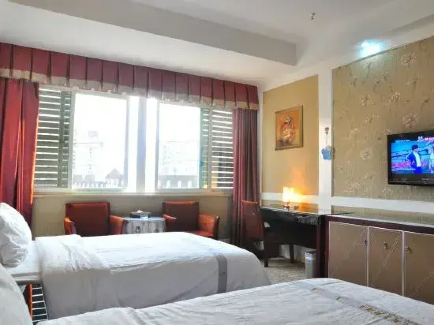 Jiujiang Venice Dynasty Hotel