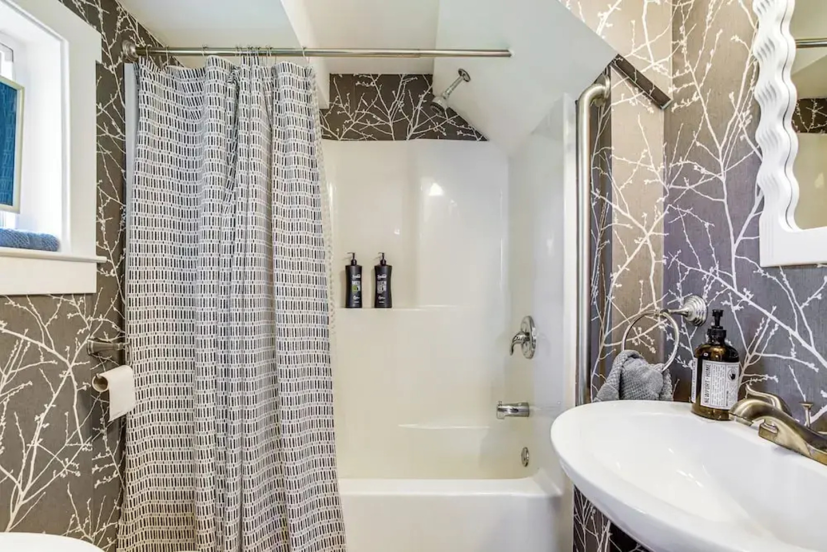 Tilghman Island Retreat By Knapps Narrows!